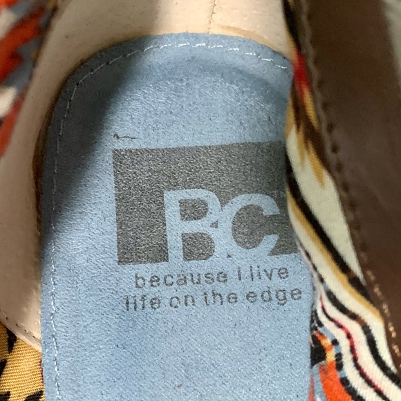 BC Footwear Brown Leather Booties Size 9 - Picture 6 of 10